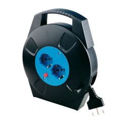 Prolunga con avvolgicavo da 8 mt 2 prese Schuko/bipasso MKC